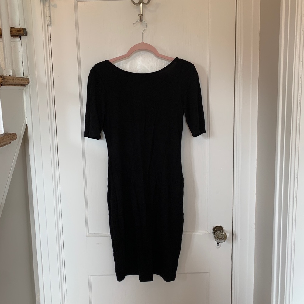 LULUS BACK SCOOP DRESS